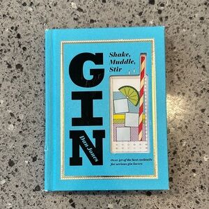 Gin Cocktails Recipe Book